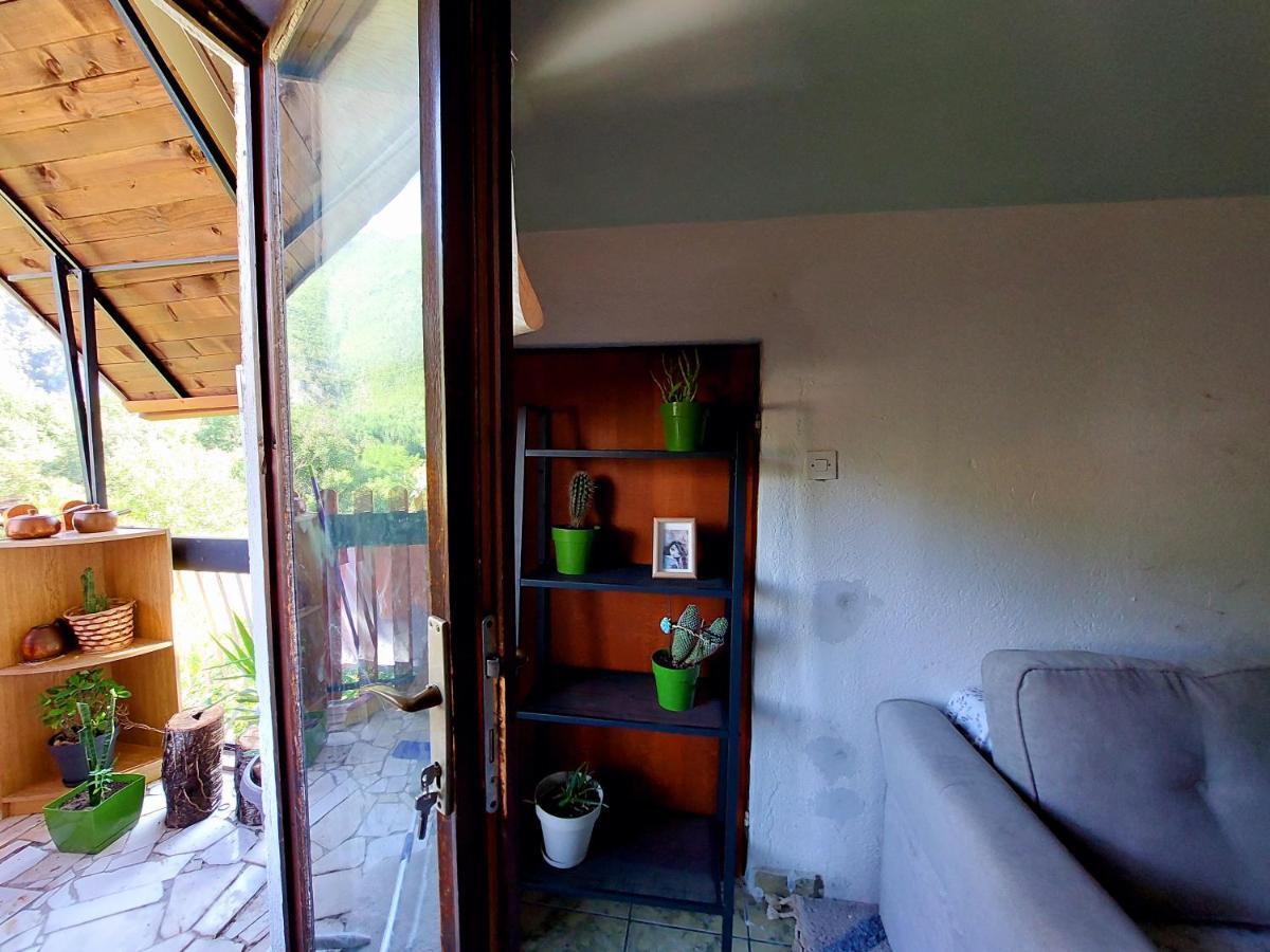 Incredible Apartment With A Mountain View - Matka Skopje Exterior photo
